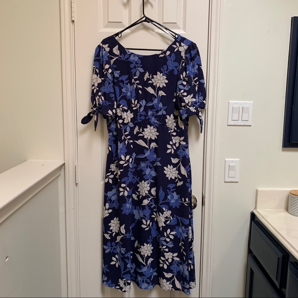 Vince Camuto Blue Floral Dress